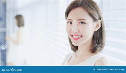 沙河地區(qū)正規(guī)手游代理與攝影攝像服務(wù) 職業(yè)選擇與副業(yè)發(fā)展的雙面觀